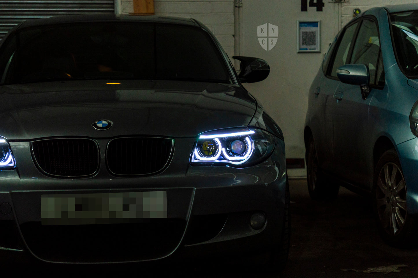 E81 E82 E88 LCI -  3/4 DTM Angel Eyes (BMW 1 Series & 1M Halogen Headlights)