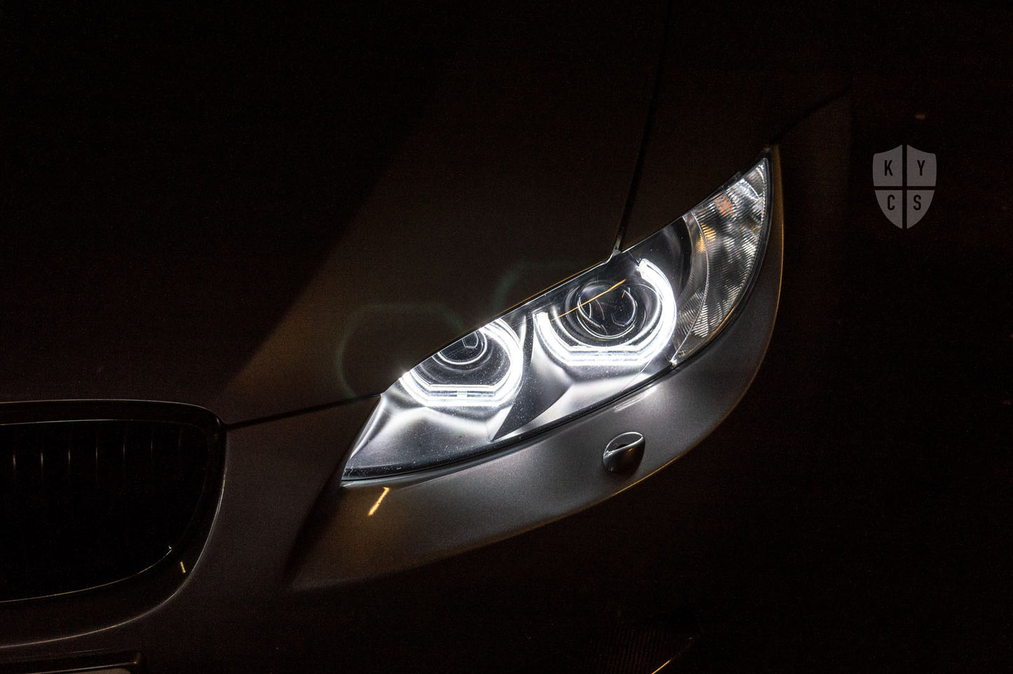 KYCS Gxx Angel Eyes (White) • Classic Blackout • G5 Projector Upgrade • Osram CBI Bulbs • LED Indicator 